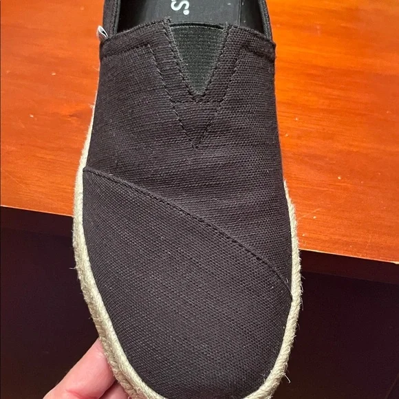 New Toms Black Canvas Slip-On Loafers - Picture 6 of 16